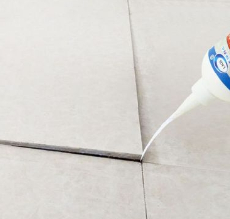 新巴尔虎左瓷砖空鼓维修公司分享卫生间瓷砖脱落的原因可能有以下几点